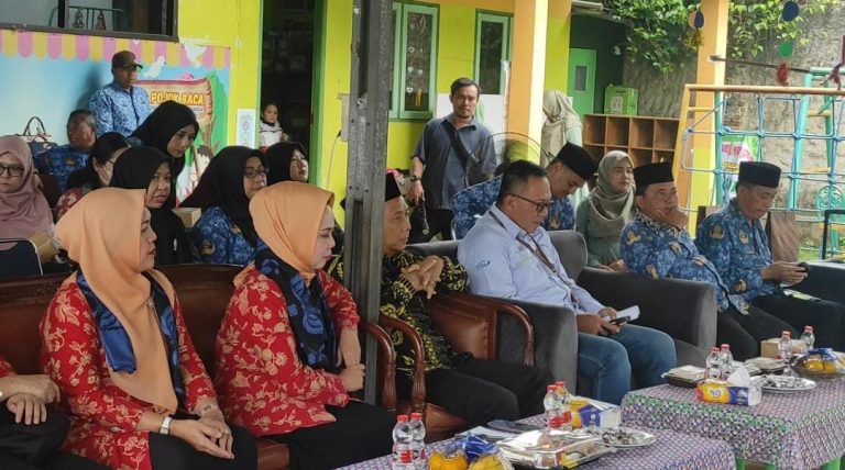 Kemendukbangga/BKKBN kunjungi TPA Idola Bangsa tinjau implementasi Program TAMASYA binaan Chandra Asri Group 2 IMG-20251028-WA0008