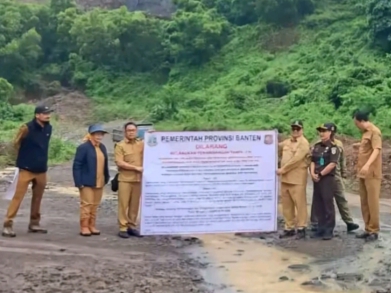 Mitigasi Bencana, Pemprov Banten Segel Tiga Tambang Ilegal di Cilegon