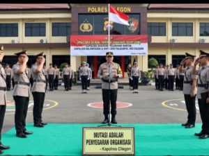 Kapolres Cilegon Pimpin Sertijab Tiga Kapolsek, AKBP Martua Silitonga: Mutasi Adalah Penyegaran Organisasi