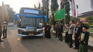 POLRES CILEGON LEPAS ROMBONGAN MUKTAMAR KE-35 NU, MUKTAMIRIN: KAMI HADIR UNTUK MERAMAIKAN