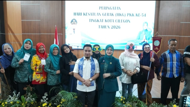 Wali Kota Cilegon robinsar memberikan sambutan pada peringatan HKG PKK ke-54.