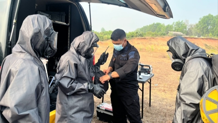 Unit KBR Brimob Polda Banten Cek Dugaan Limbah B3 di Cikande, Hasil Deteksi Awal Aman